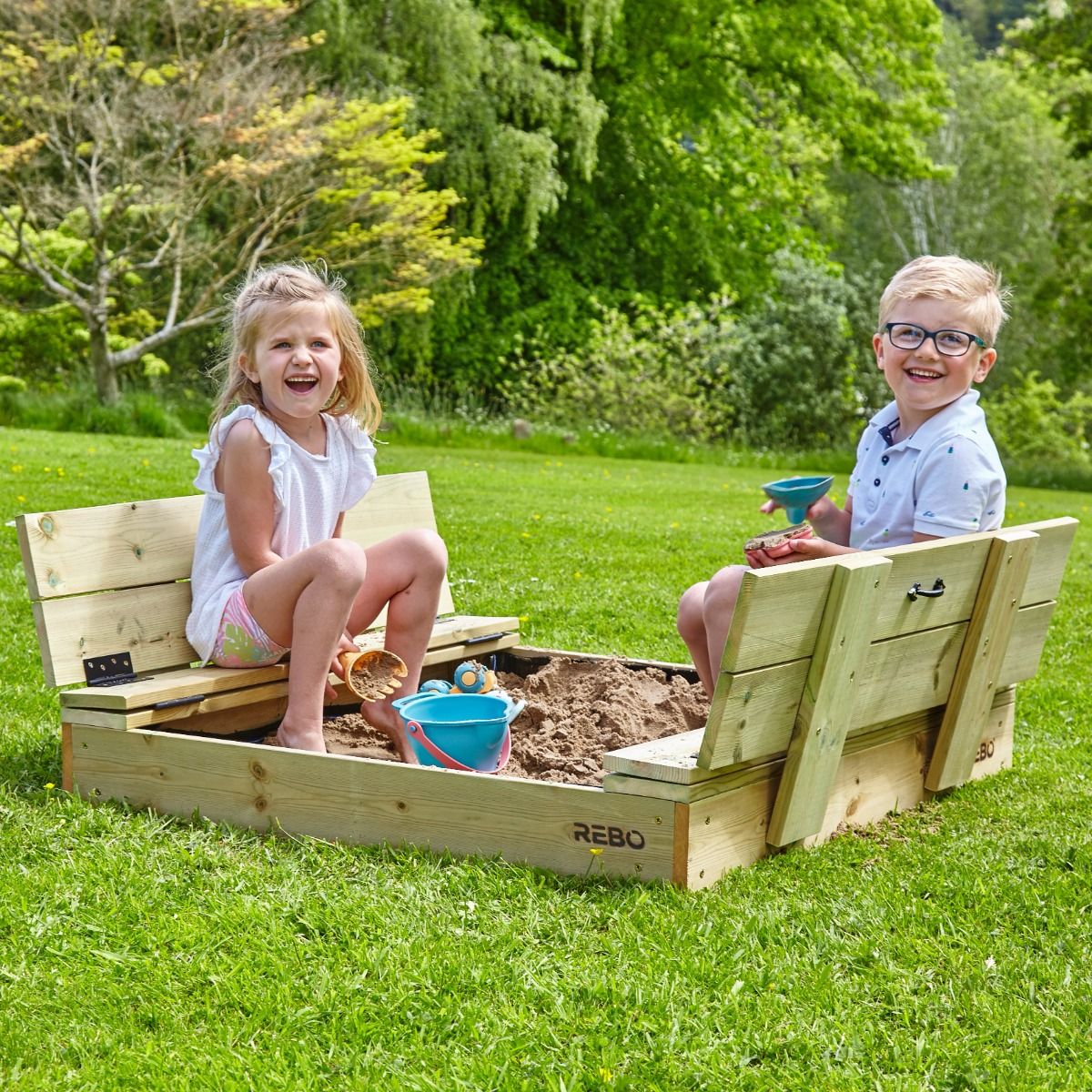 Rebo Wooden Sandpit Ball Pool with Folding Lid and Benches 100cm x 100cm