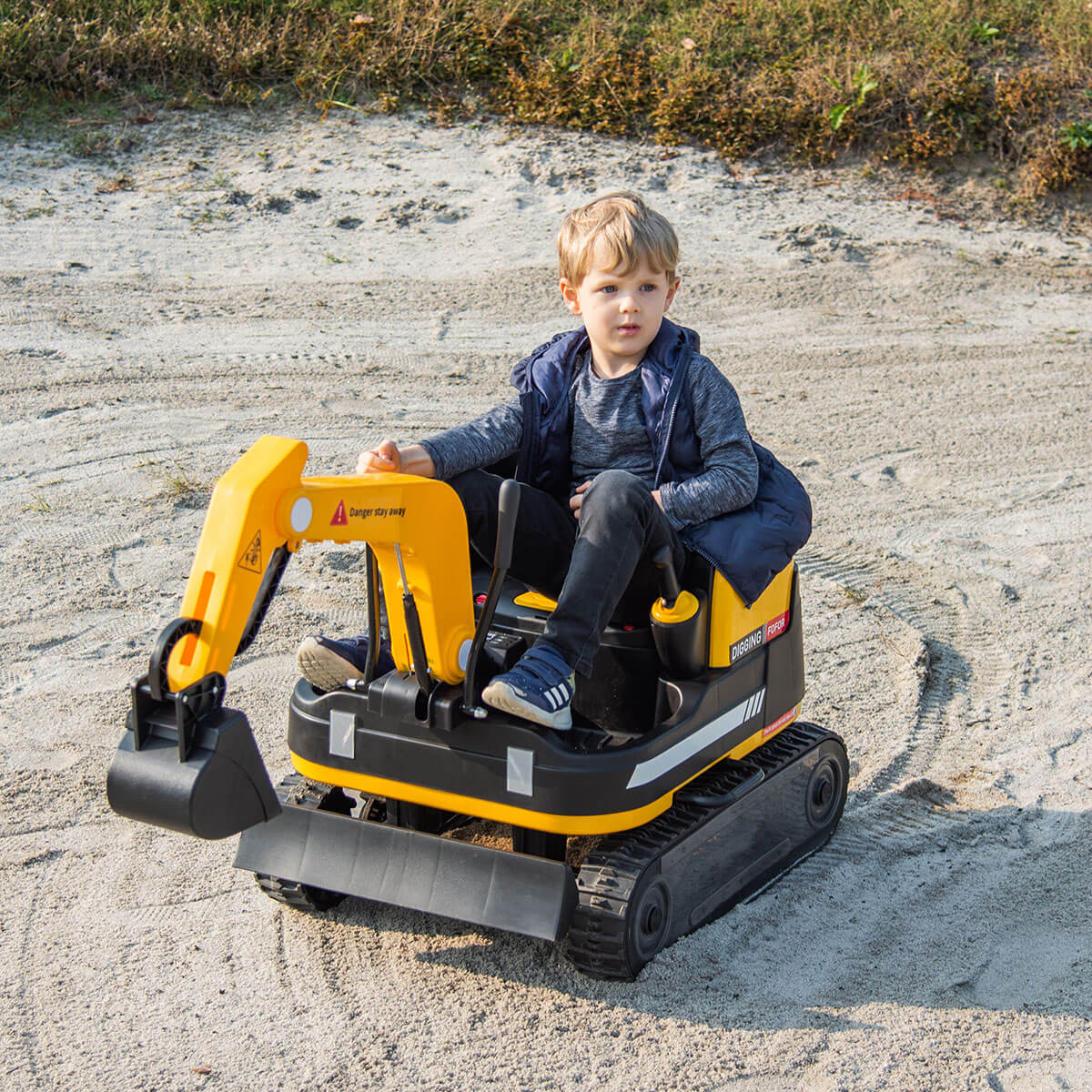 Outdoortoys 12V Electric Ride On Digger - Yellow