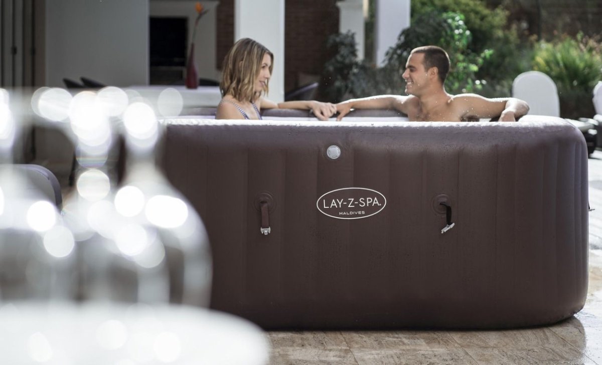 Lay - Z - Spa 79in x 79in x 31.5in Maldives HydroJet Pro Inflatable Hot Tub Spa – BW60033